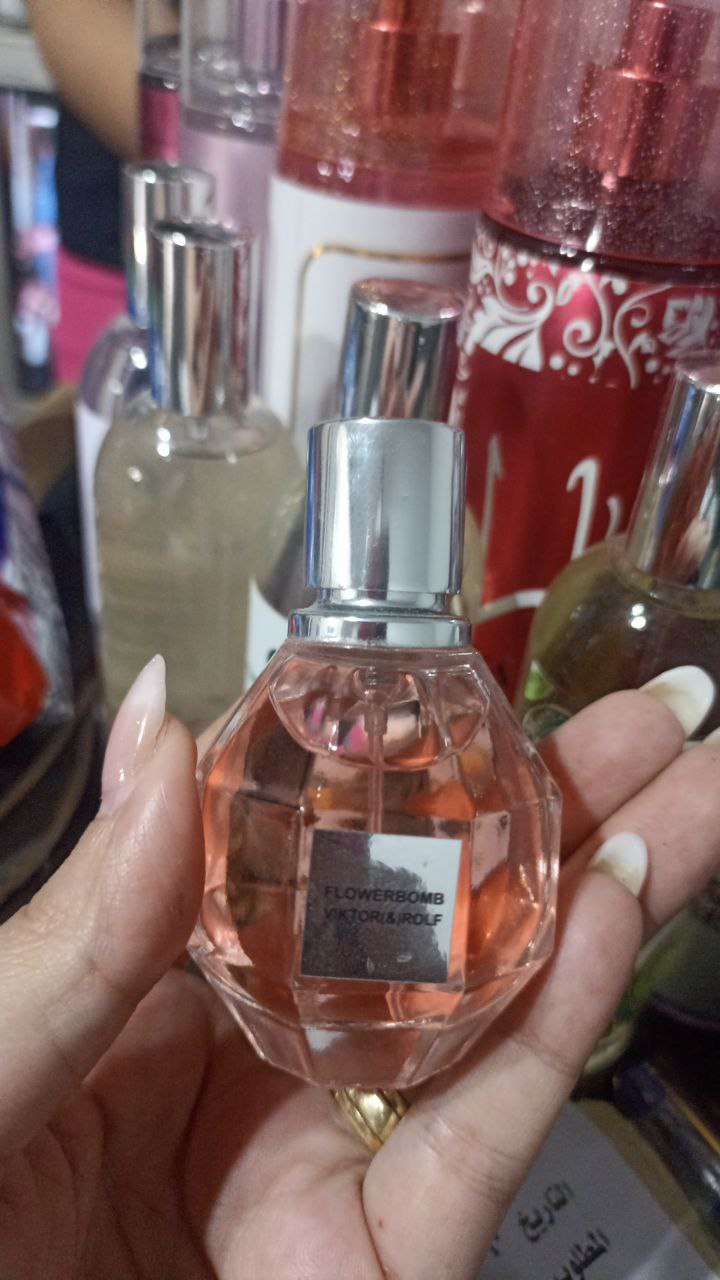 FlowerBomb Perfume